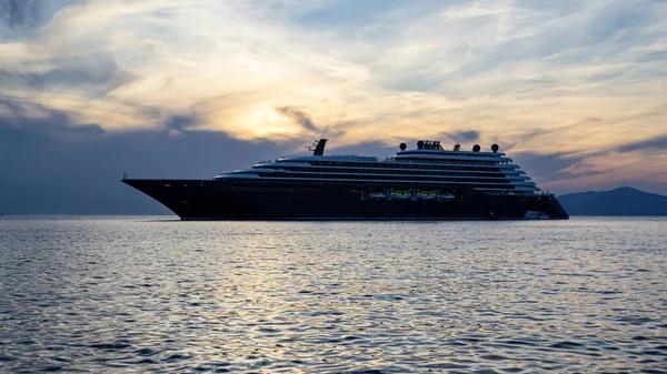 Amazing Landscapes You Can See on a cruise to antartica