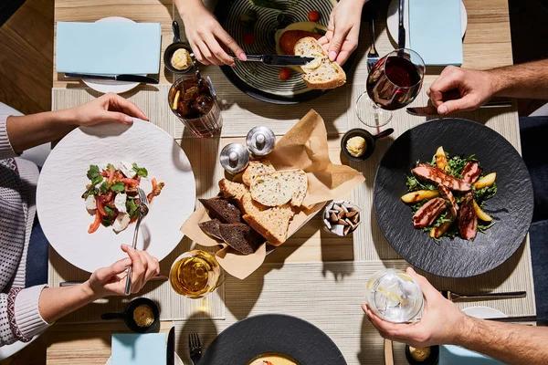 Discovering the Charm of Local Menus